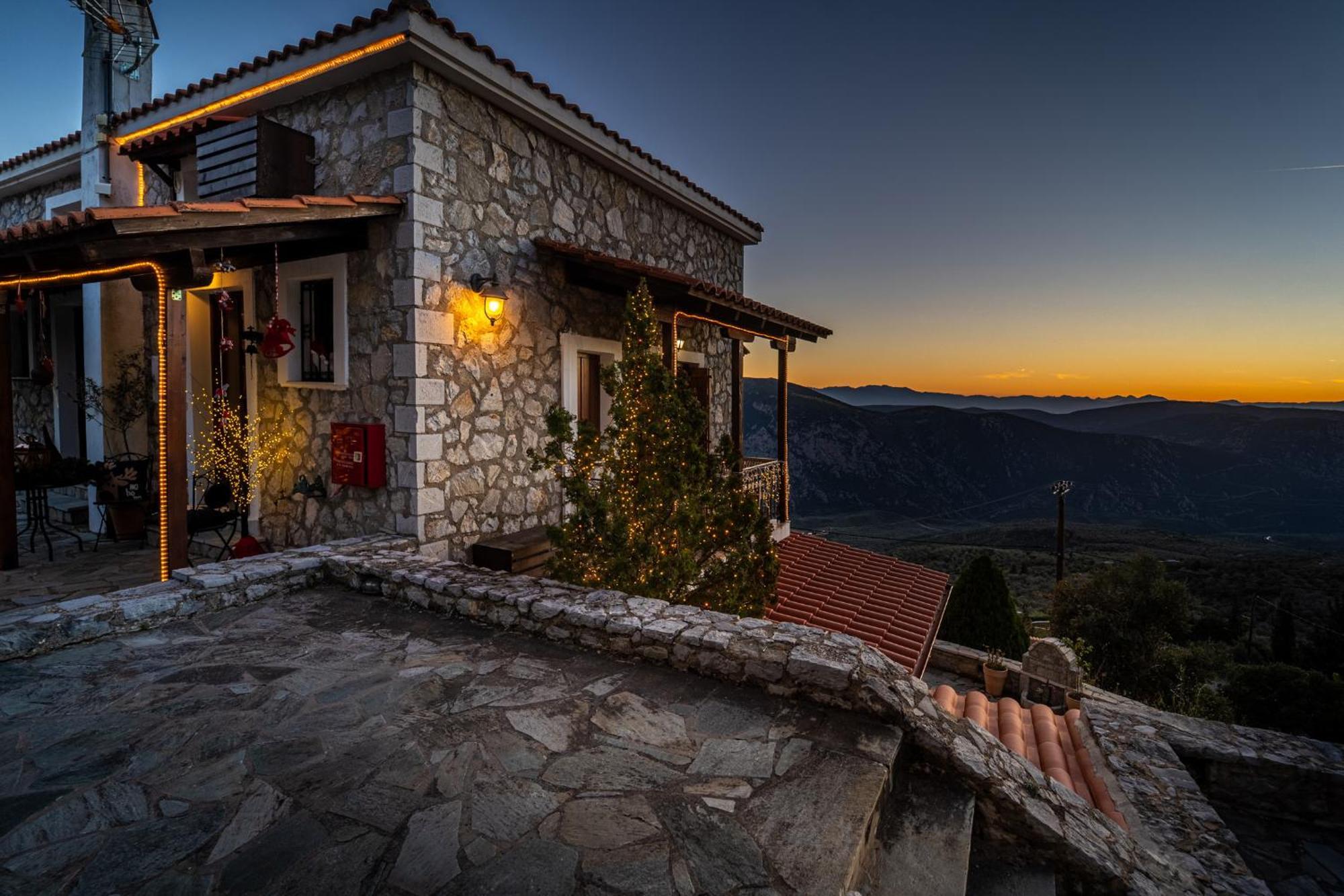 Rock Dandy Deluxe Chalet In Arachova - Delphi, Sauna, Prv Parking, Amazing View Extérieur photo